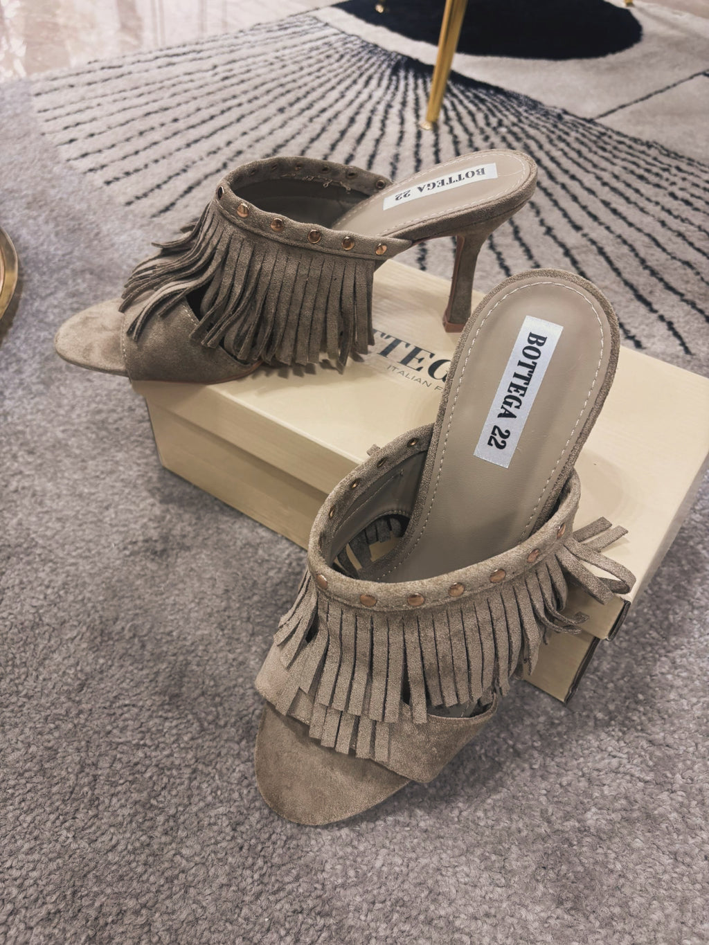 MULES FRANGE - RODEO CHIC